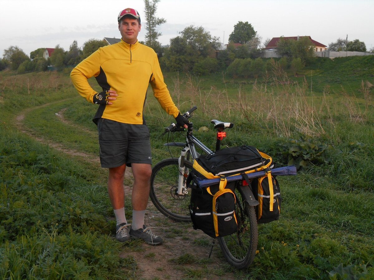 Женя Рыбин. Проехал кругосветное путешествие на велосипеде