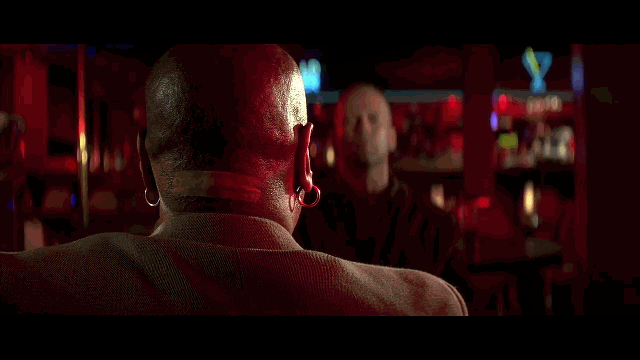 Кадр из кинофильма "Криминальное чтиво" Квентина тарантино