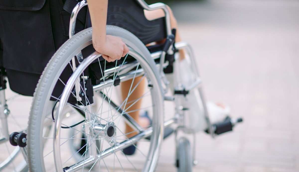 Инвалидная коляска Сток