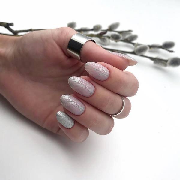 Тренд №1. Самый модный маникюр в технике стемпинг