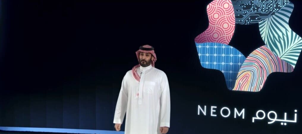 Его Королевское Высочество, наследный принц и председатель совета директоров NEOM Company, принц Мохаммед бен Салман представляет проект "THE LINE"