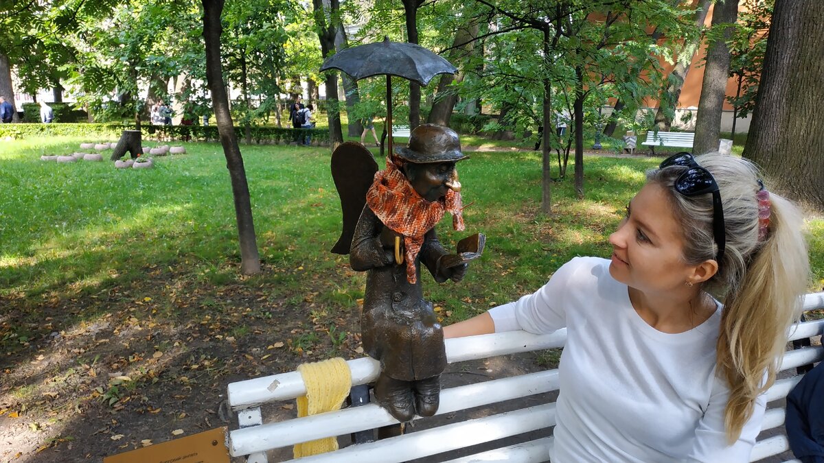 Секретничаем...