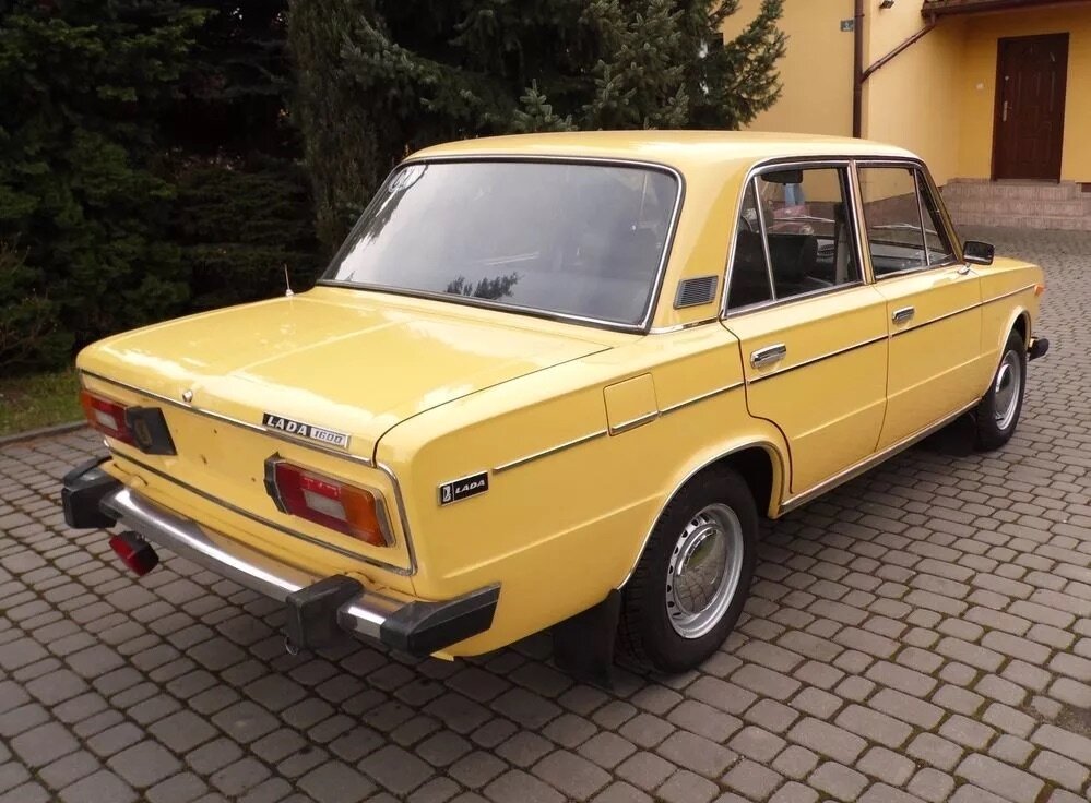 Lada 2106