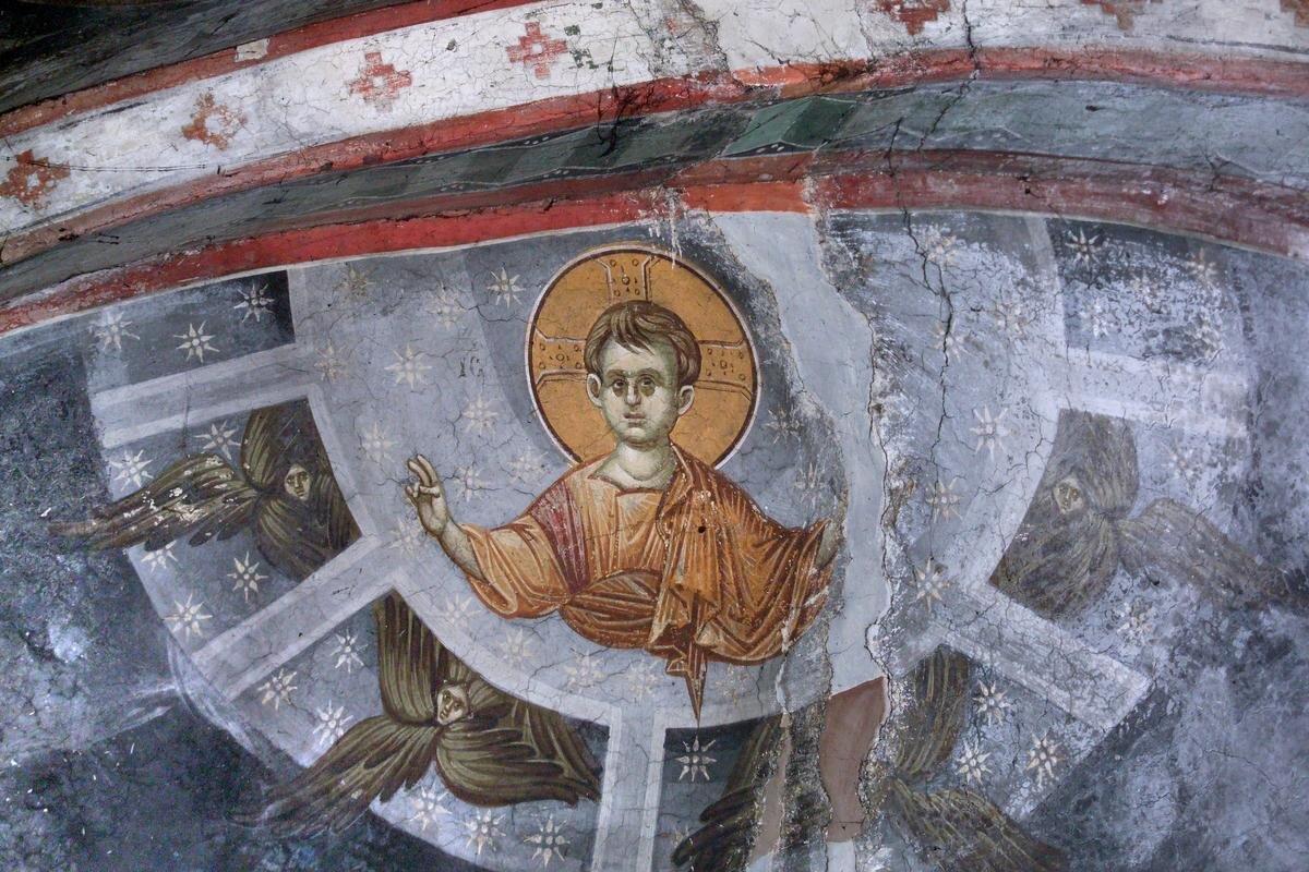 Фреска "Спас Эммануил в окружении серафимов" Фото: "www.ruicon.ru"