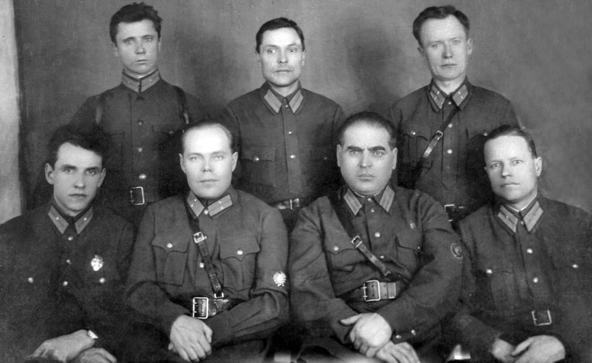 1941 года начальником. Начальник НКВД 1938г. Милиция НКВД СССР. Рабоче - Крестьянская милиция НКВД СССР. Форма РКМ НКВД.