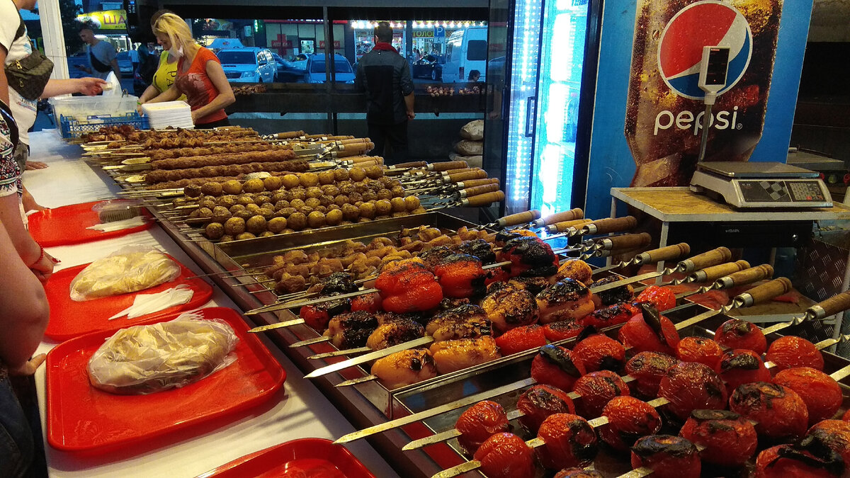 Мясо и овощи, всё за 570 рублей за килограмм