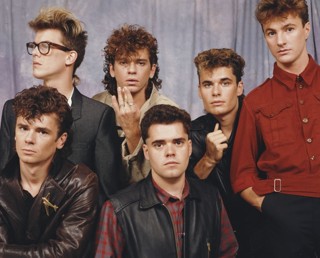 Исполнитель иной. Рок группа с близнецами. INXS Shabooh Shoobah 1982. Рок группа аспирантура. Группа рок дислексия.