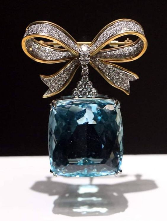       Tiffany & Co