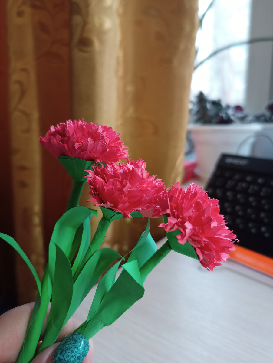 Как сделать цветы из бумаги Поделки на 9 мая своими руками Гвоздика из бумаги. Поделки в школу