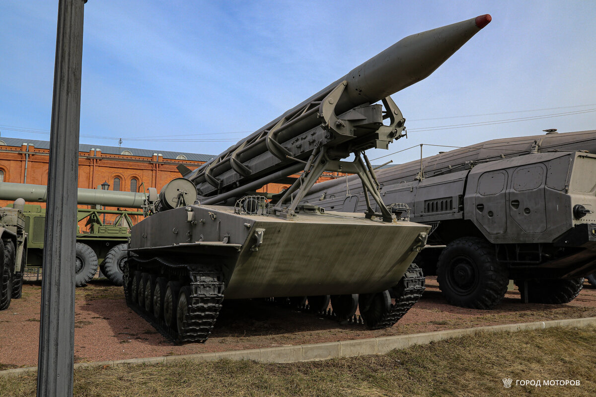 Ракетный комплекс 2К6 «Луна» на шасси плавающего танка ПТ-76. Очень редкая  штука | ГОРОД МОТОРОВ | Дзен