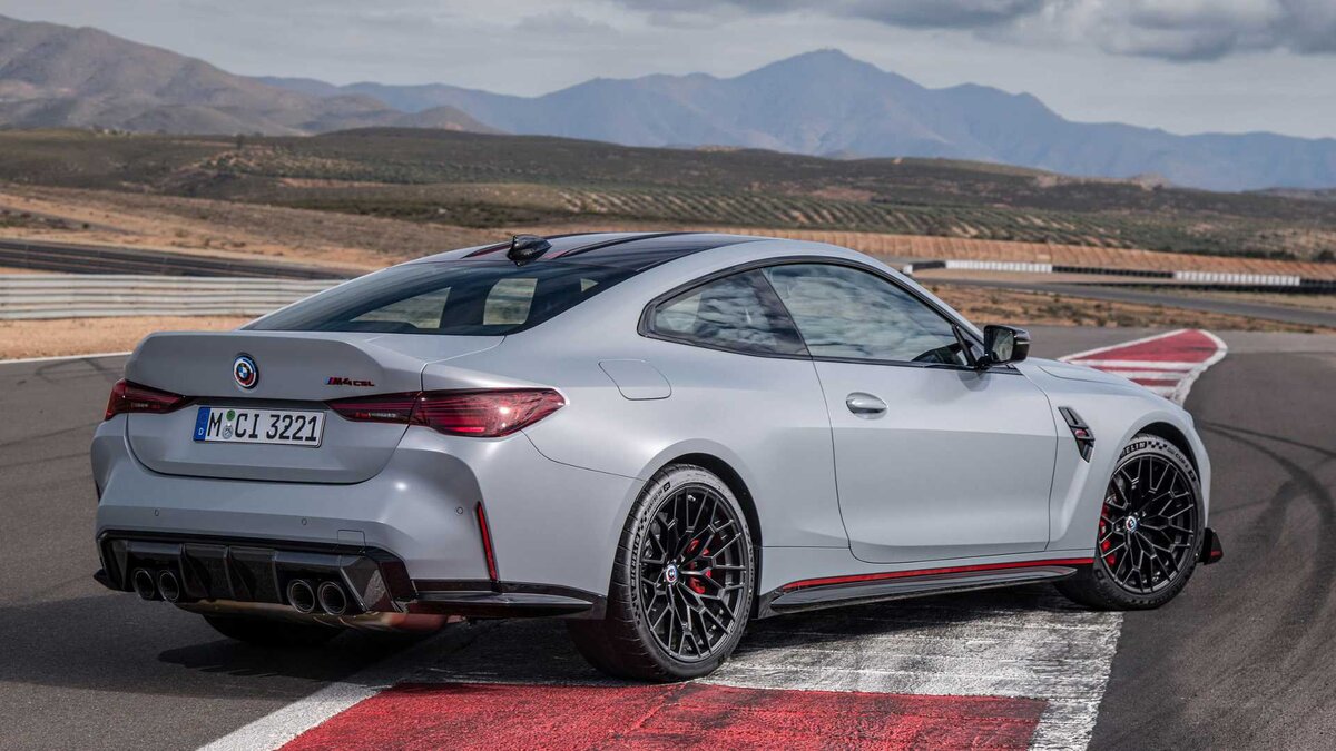 BMW m4 mramor Wrap