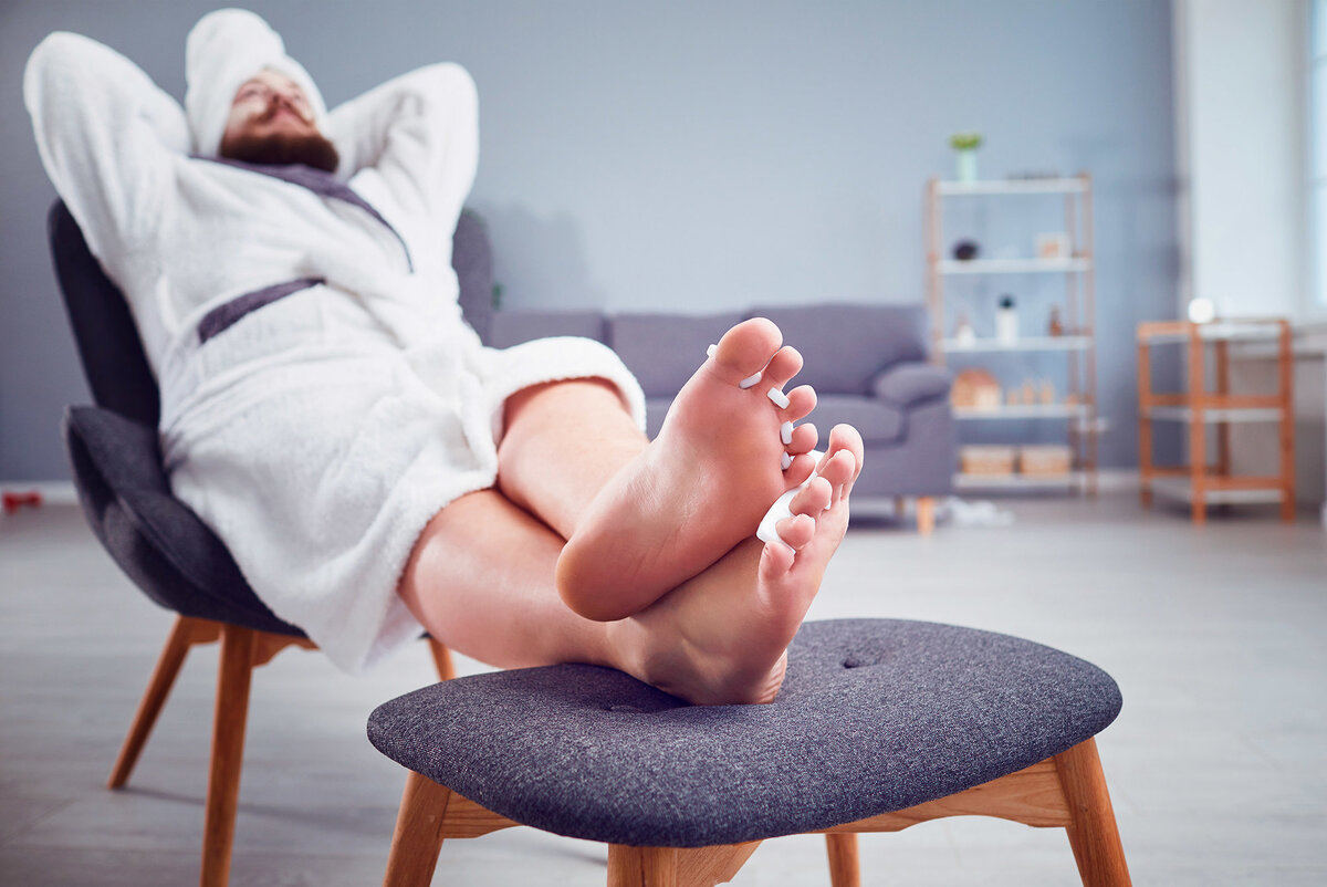     Как правильно ухаживать за ногами?