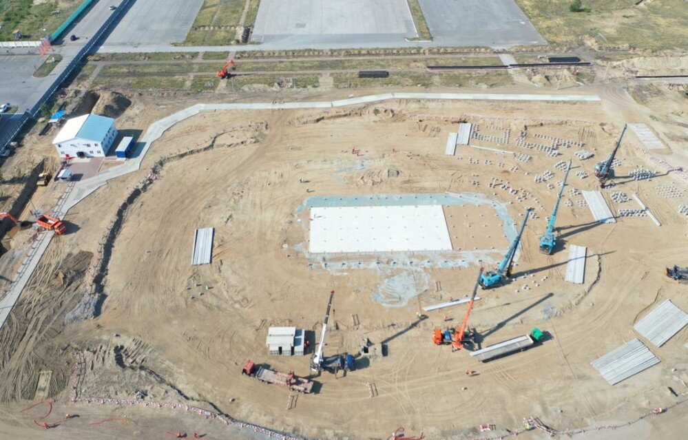 Этапы строительства многофункционального спортивного-комплекса G-Drive Арена в Омске, август 2020 года