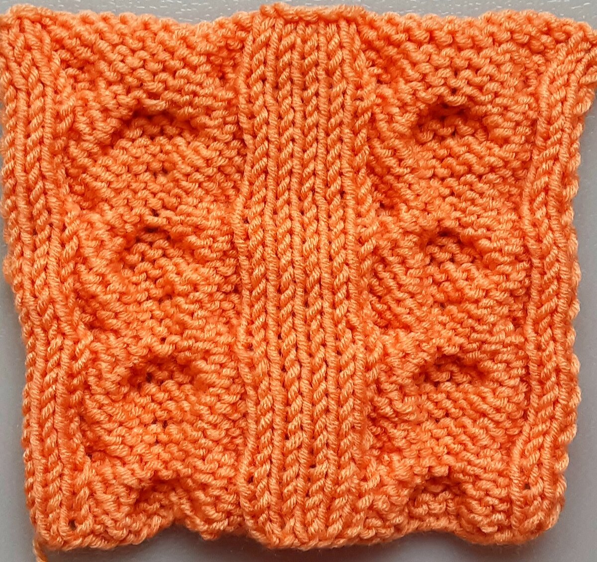 Изнаночная сторона узора.