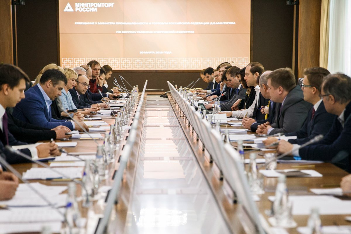 Современные концепции индустриального. Японцы в ульяновске. В выступлении главы современного индустриального государства. Факторами экономического роста являются. Индустриальное государство это.