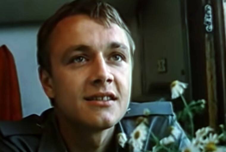 Кадр из фильма "Поезд вне расписания"