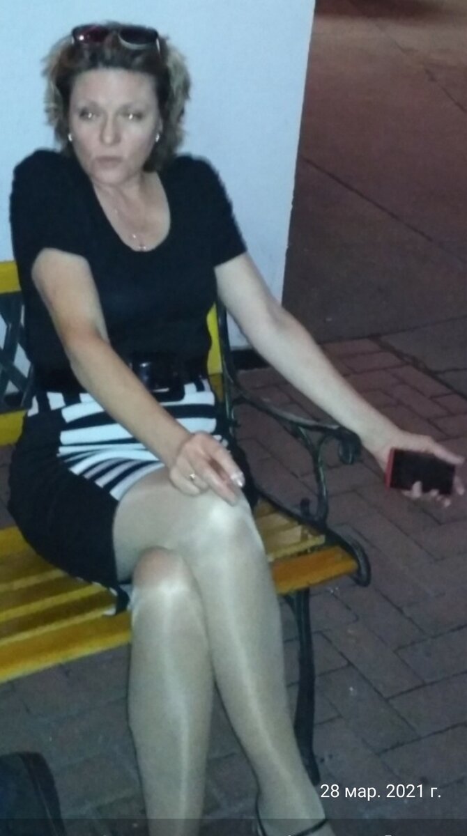 Нелегетимная первый секретарь Севастопольского райкома г. Москвы Десятова Т.И. по кличке ИНТЕРДЕВОЧКА данной ей в МГД, за  слишком тесные связи с мужчинами из социалистических стран, за бюджетный счет посещающая различные страны мира.