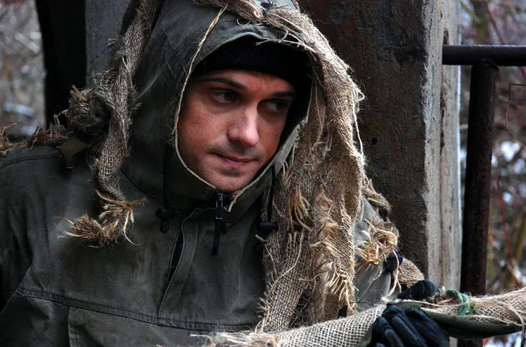 кадр из фильма «Снайпер»