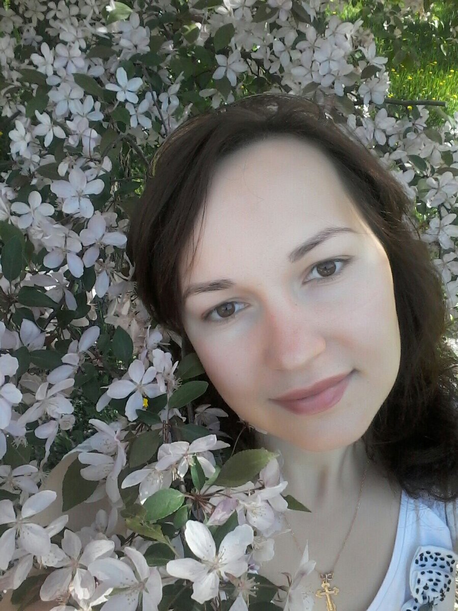 Юличка, 26 годиков. Зубастенькая. Маму отстояла.
