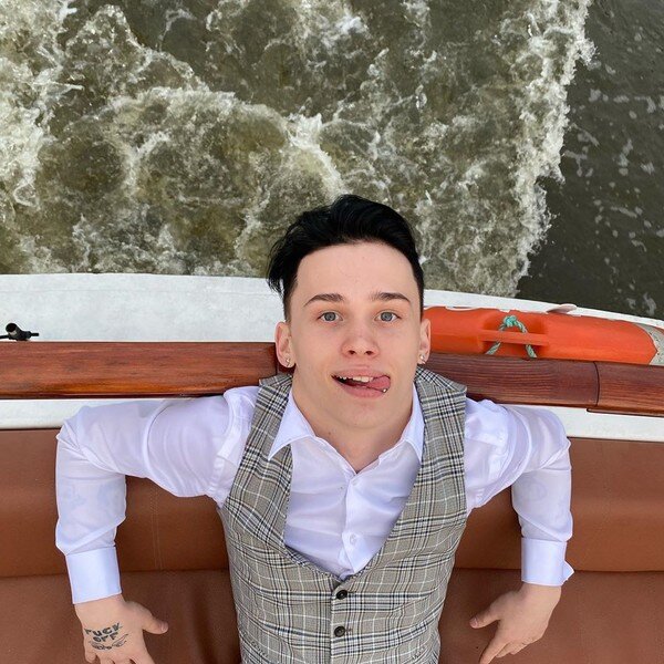 Фото@danya_milokhin