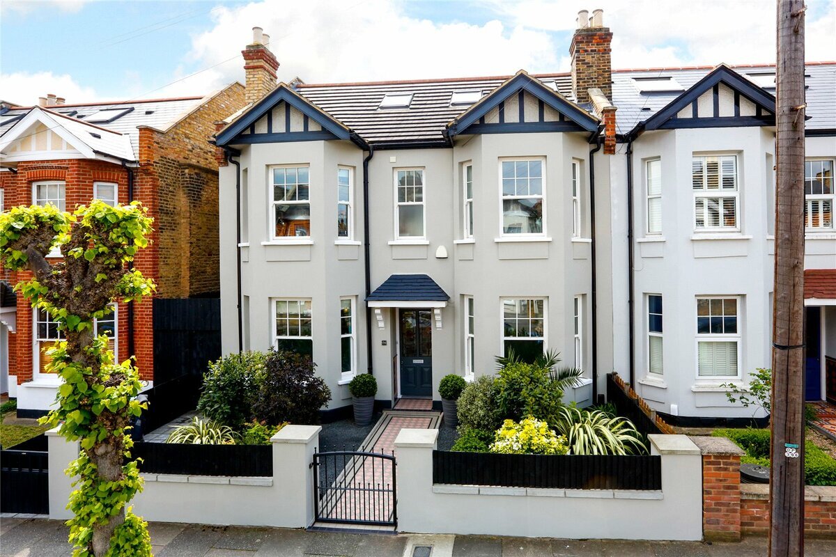 Блокированная двухэтажная городская застройка (Лондон, фото из интернета)