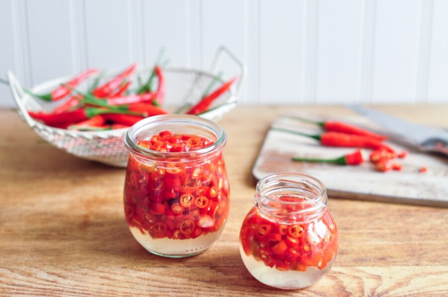 Маринованный перец чили