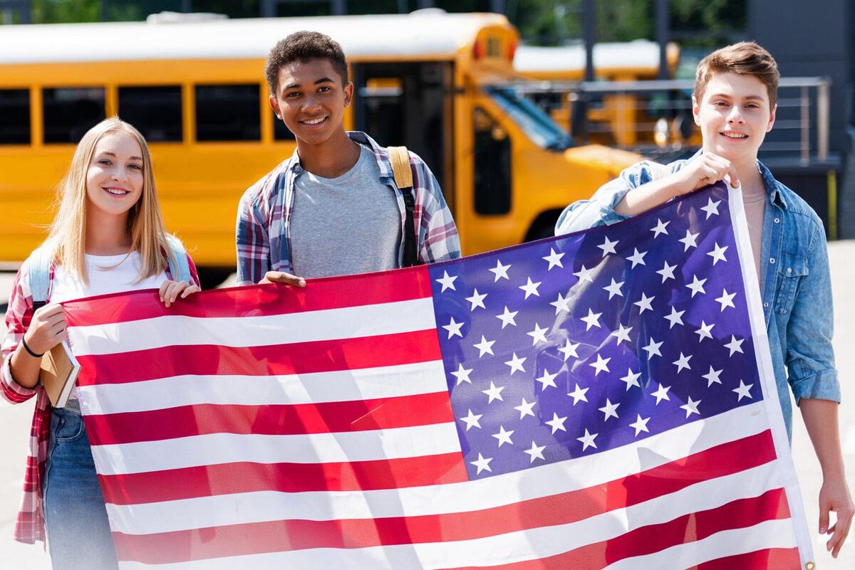 Один день в американской школе: расписание типичного дня в муниципальной  школе США | Обучение за границей + РФ Smapse | Дзен