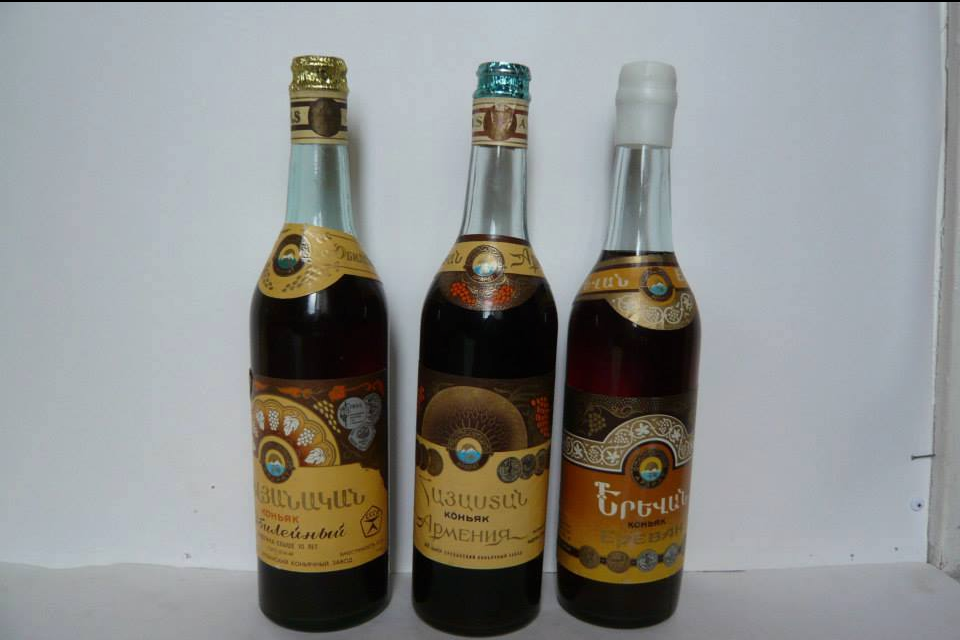 Коньяк потому и дорогой, что  полезный...)))