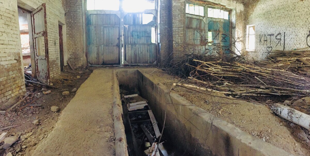 Заброшенная пожарная часть. Тверская область  Белый городок. 