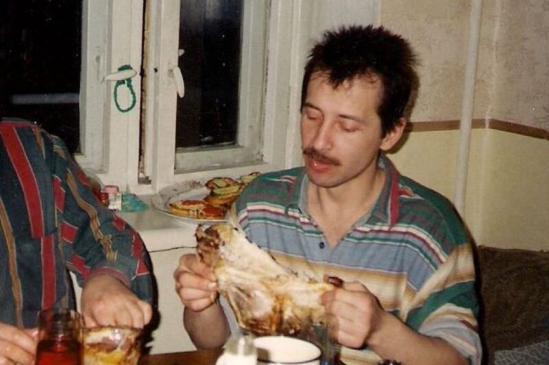 вот такой кусочек гуся я сейчас не осилил бы на второй день НГ, я тогда худенький был, килограммов 65 весил, не то, что сейчас под 80)