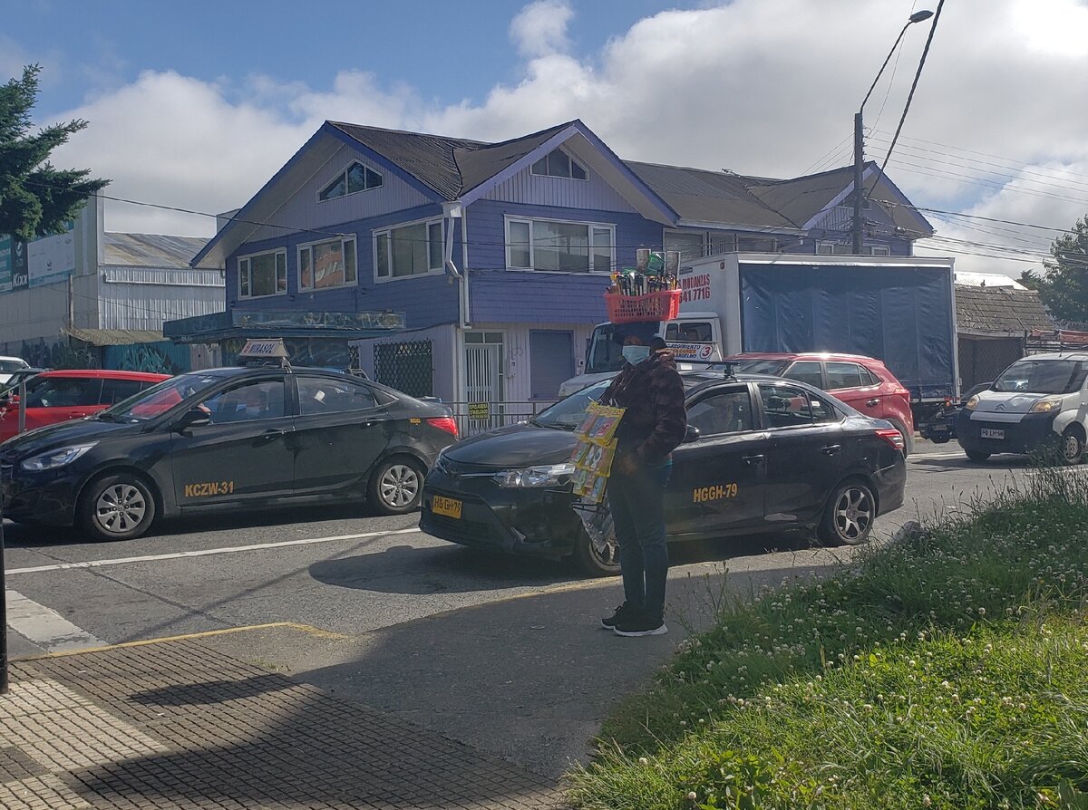 Гаитианка продает продукты, Пуэрто-Монт