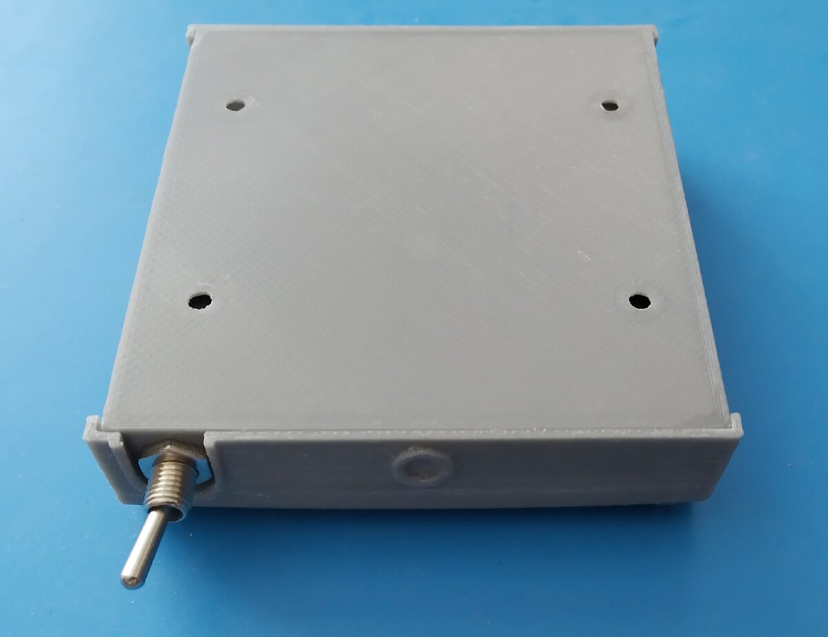 Бензобак, в котором не только "топливо".