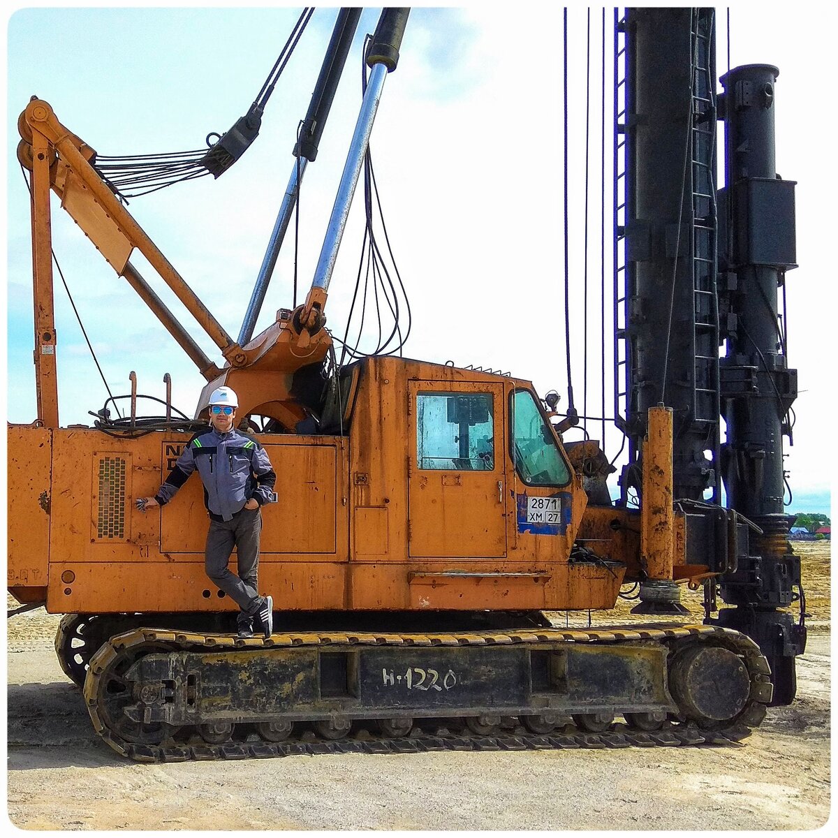 Автор на одном из своих строительных объектах