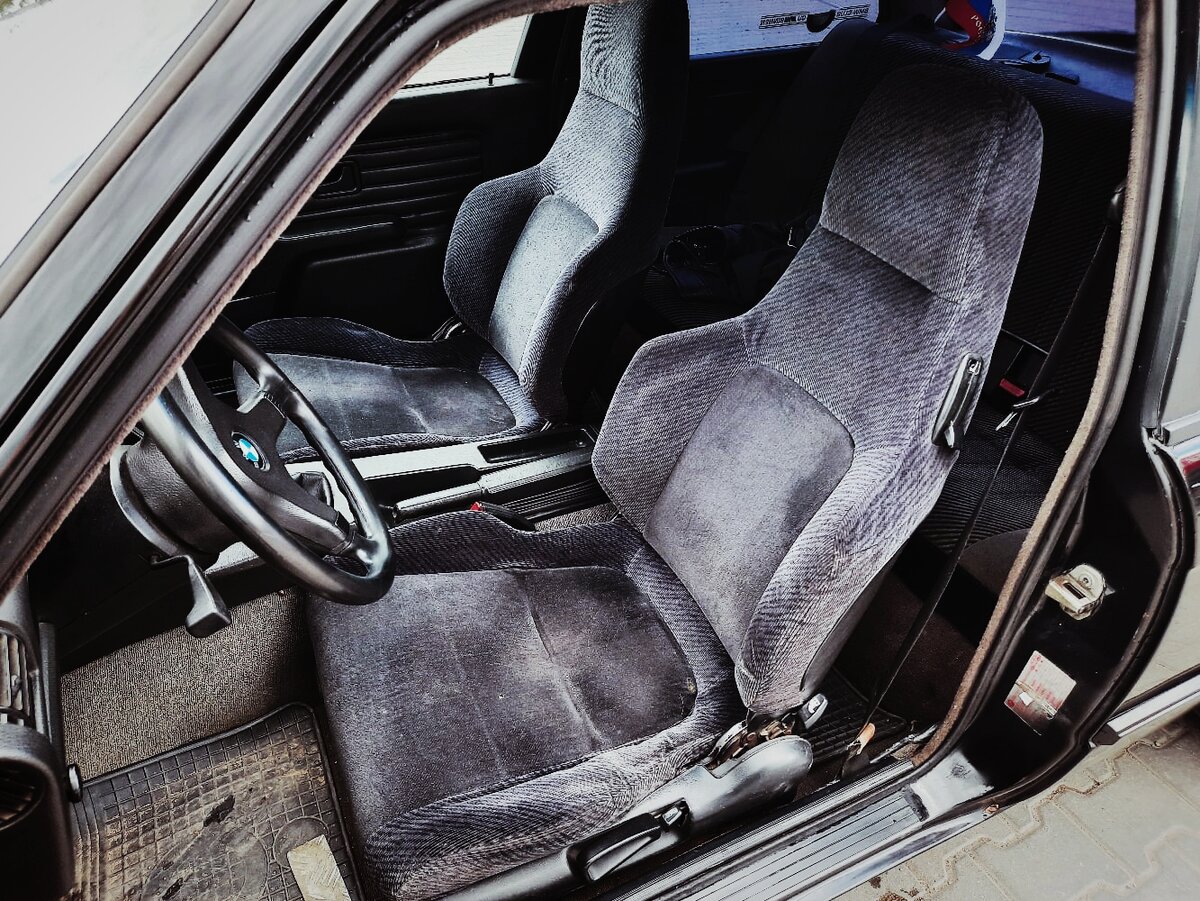 Сиденья от HONDA Prelude