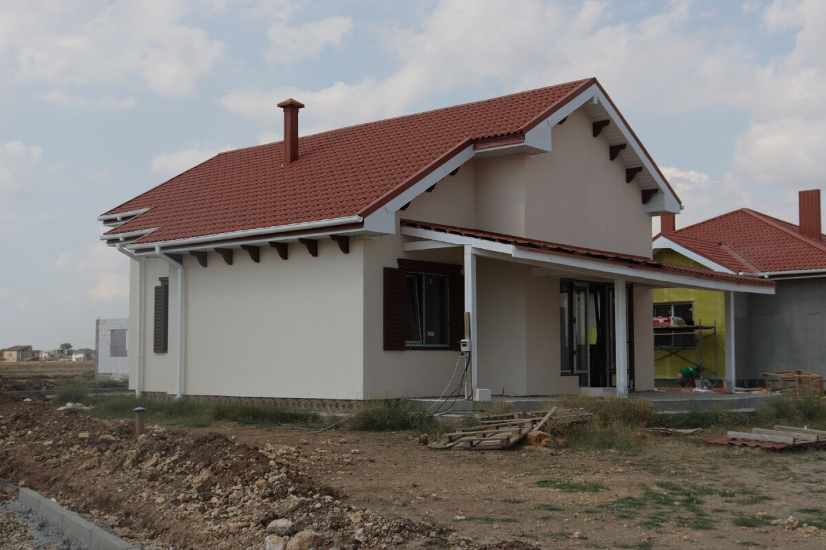 Вид дома со стороны террасы