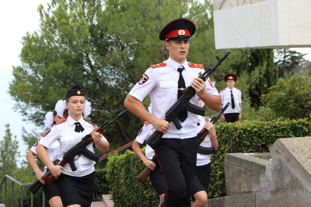 Продолжатели славных традиций