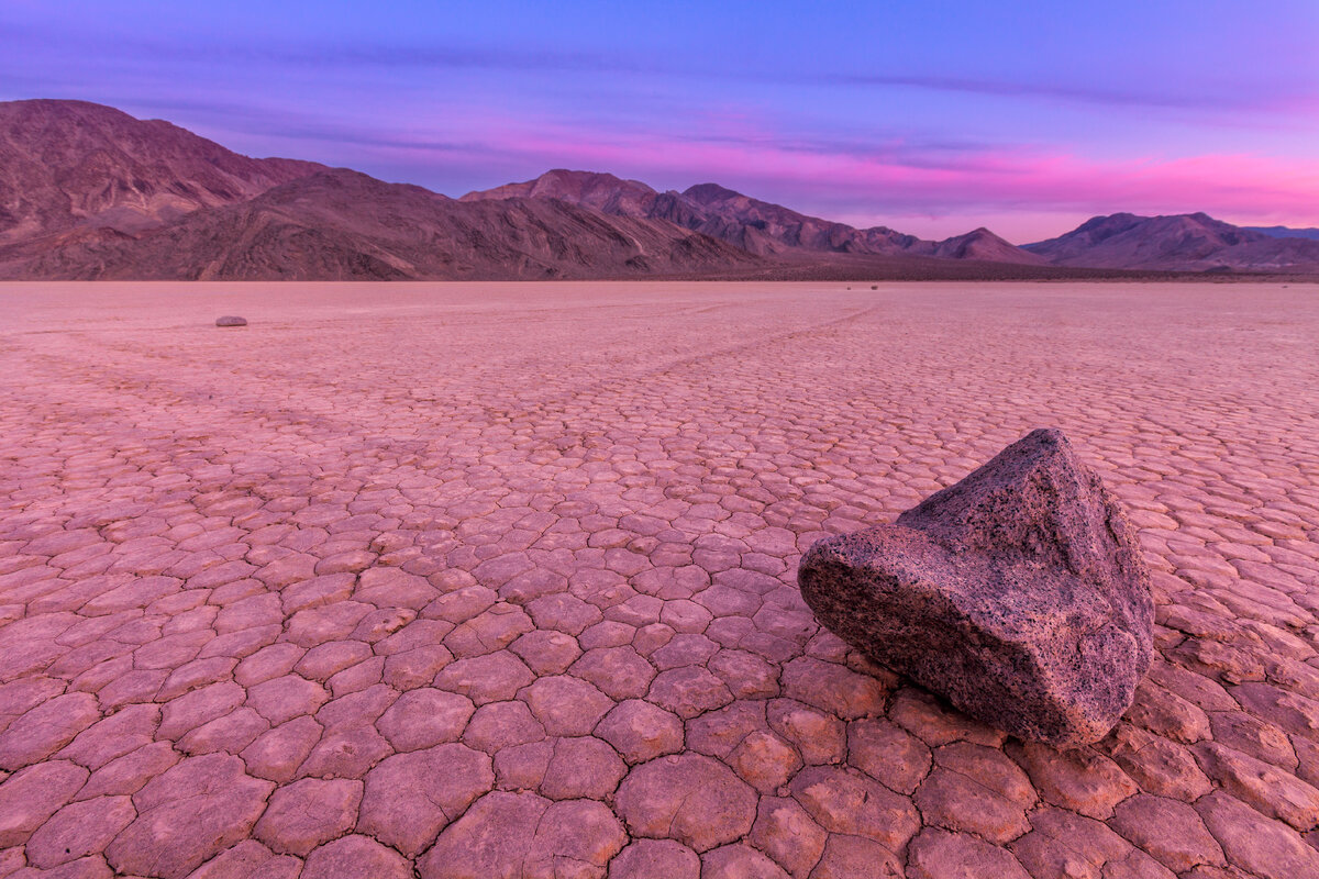 Пустыня в калифорнии. Долина смерти, Калифорния (Death Valley). Национальный парк Долина смерти США. Национальный парк Долина смерти в Калифорнии. Рейстрек-Плайя, США.