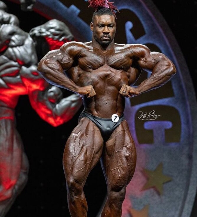 Брайан Джонс