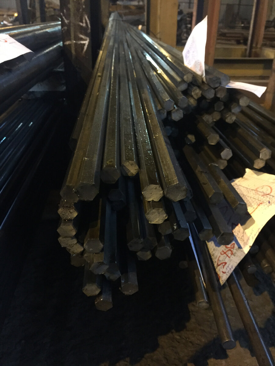 Шестигранник калиброванный сталь 45.