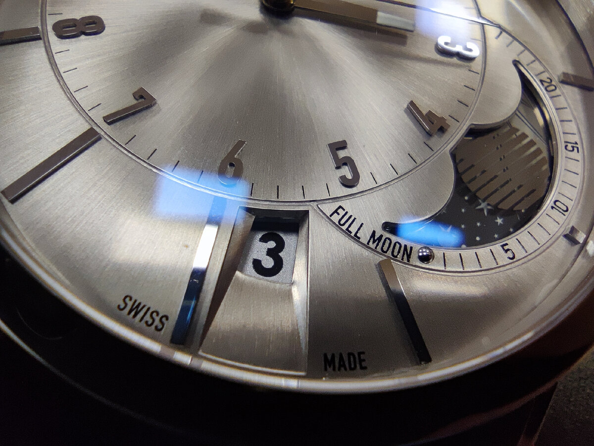 Большой колодец с датой