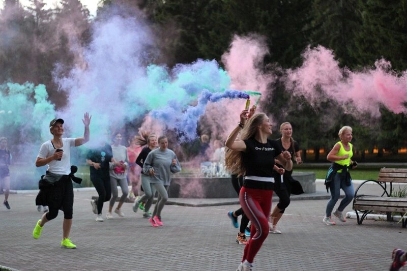 Забег в парке Маяковского. Источник: [ТЕ] Типичный Екатеринбург (vk.com)