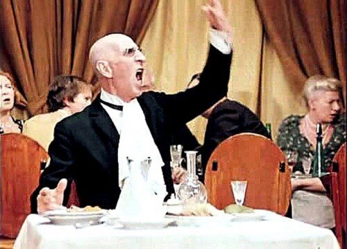 Кадр из фильма "Двенадцать стульев"