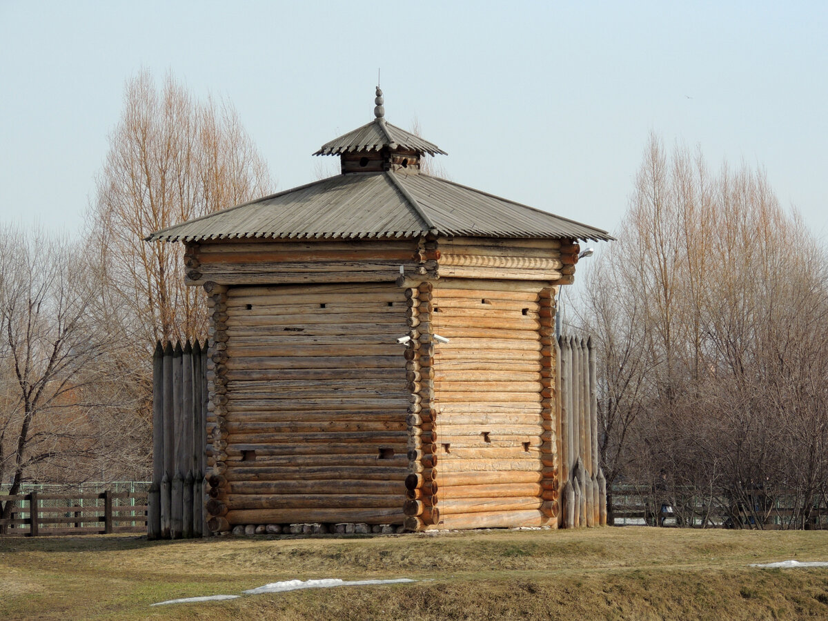 Братский острог фото