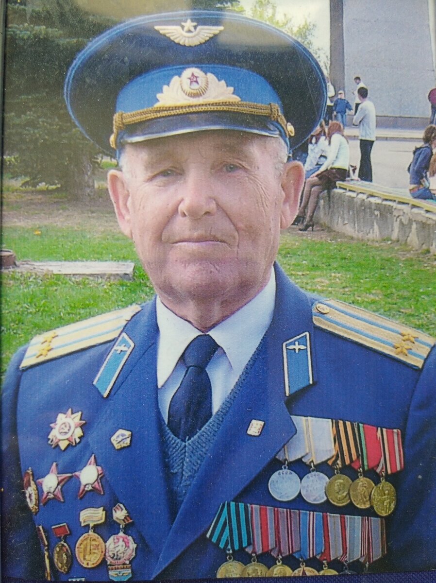 Иван Андреевич Павлов - мой дед, ветеран Великой Отечественной Войны.