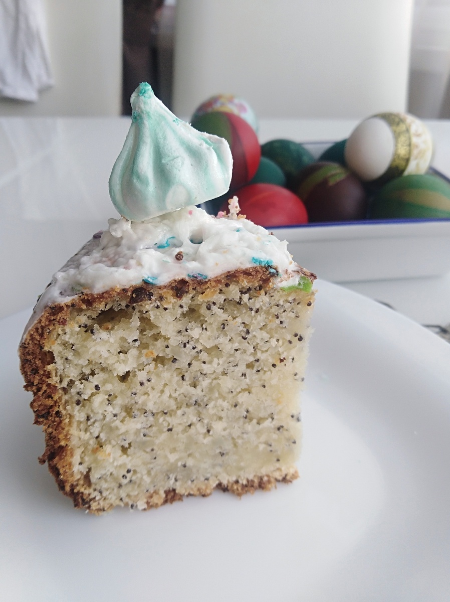 Маковый кулич