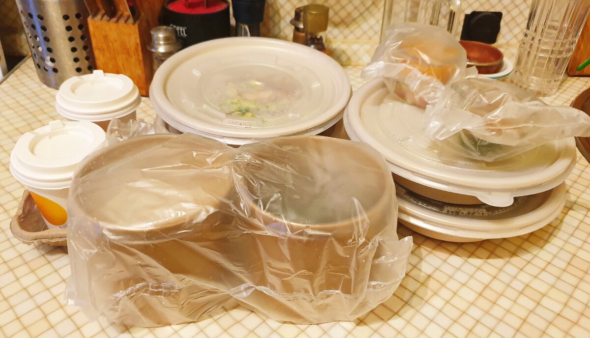 Экологично. Упаковку сполоснула и отправила в мусорный контейнер "Вторсырьё"