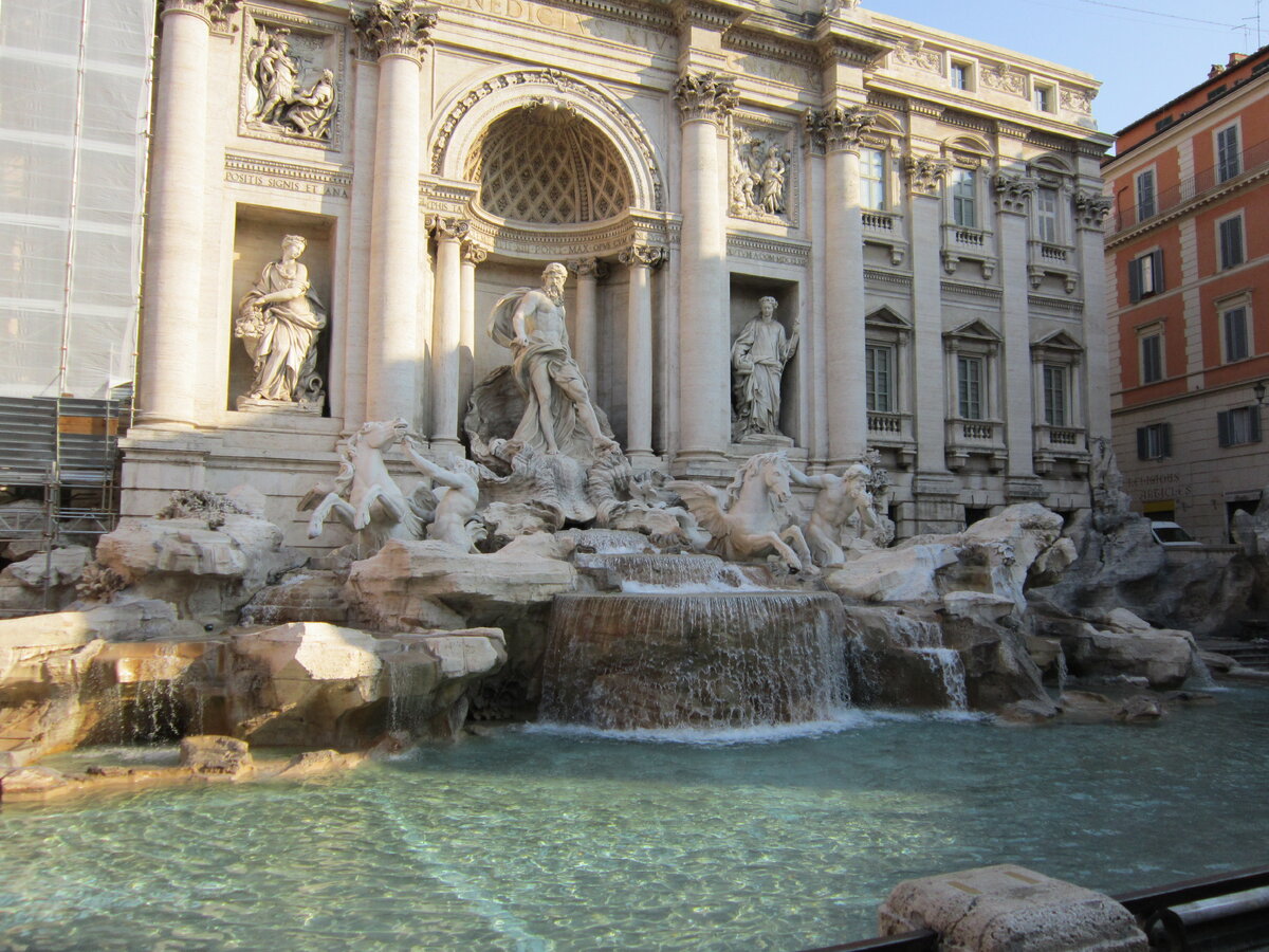 Trevi Fountain