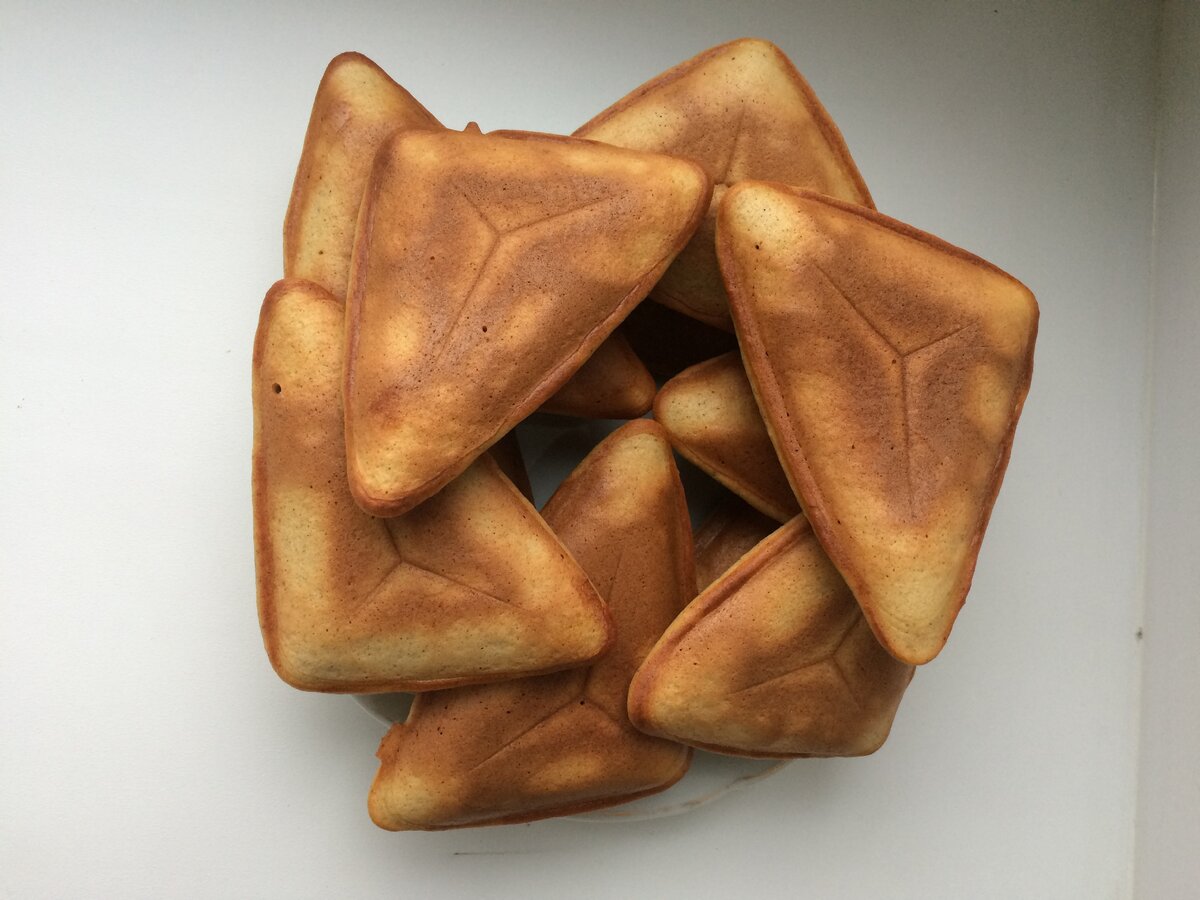 Вот такая горка вкуснейших полезных банановых печенек получается, если их приготовить по нижеуказанному рецепту