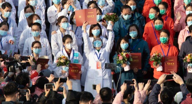 Врачи пытаются выявить как остановить covid19! 