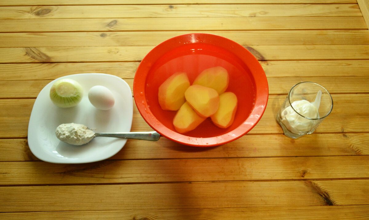 Всё что нужно для драников.